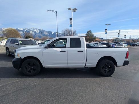 Used 2017 RAM 1500 ST image 8