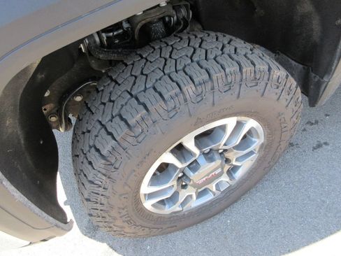 Certified 2025 GMC Sierra 3500 Pro w/ Convenience Package AWD/4WD image 13