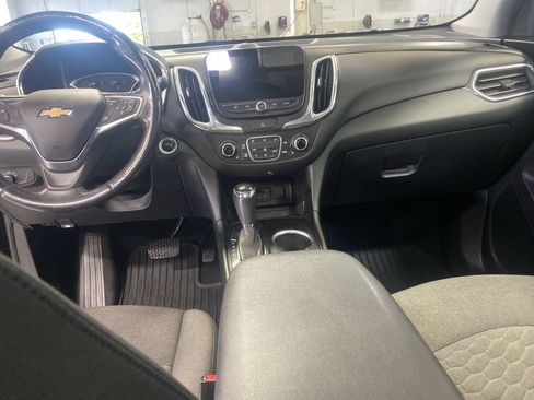Used 2019 Chevrolet Equinox LT FWD image 27
