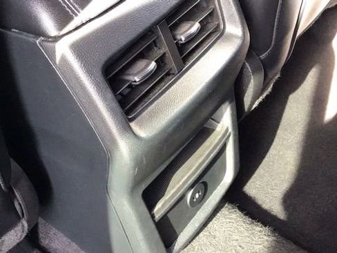 Certified 2022 Ford Edge SEL image 14