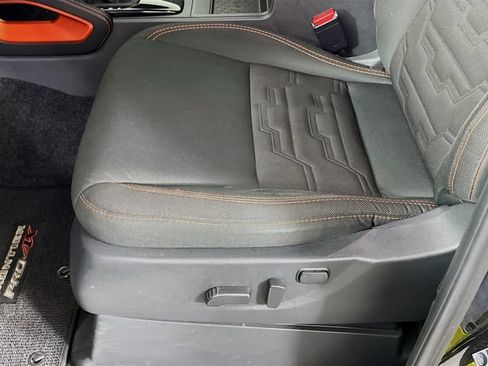 Used 2025 Nissan Frontier PRO-4X w/ Pro Convenience Package AWD/4WD image 19
