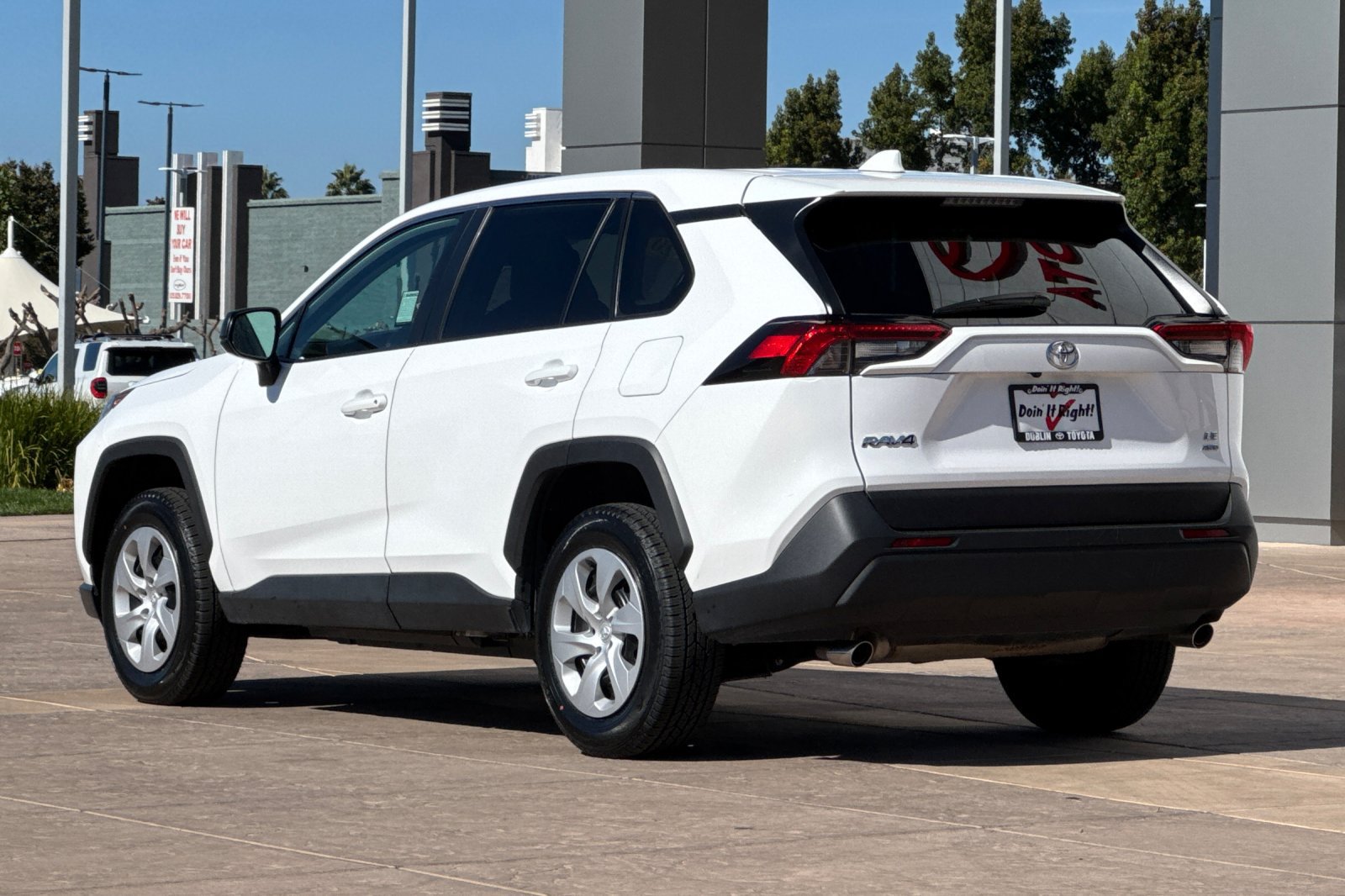 Certified 2025 Toyota RAV4 LE AWD/4WD image 7