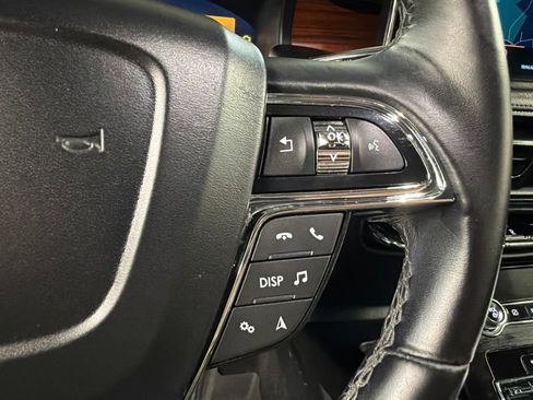 Certified 2021 Lincoln Nautilus Reserve AWD/4WD image 16