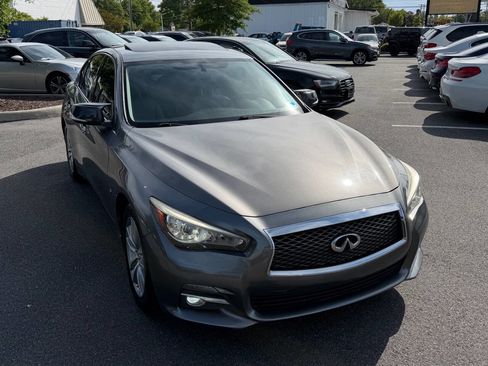 Used 2015 INFINITI Q50 Premium w/ Navigation Package AWD/4WD image 3
