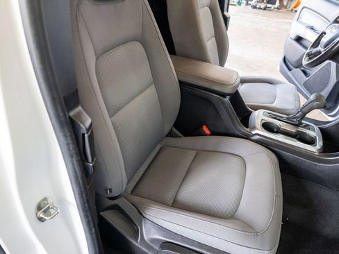 Used 2020 Chevrolet Colorado LT w/ Safety Package RWD image 13