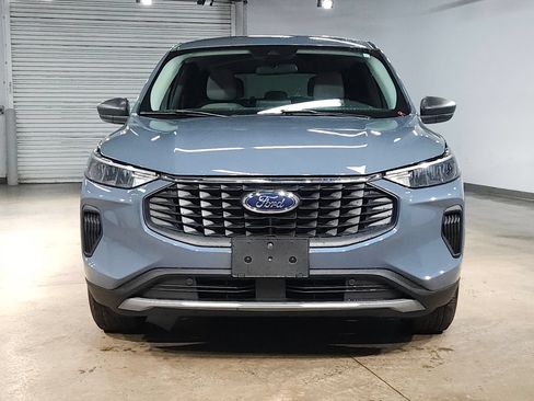Used 2024 Ford Escape Active AWD/4WD image 2