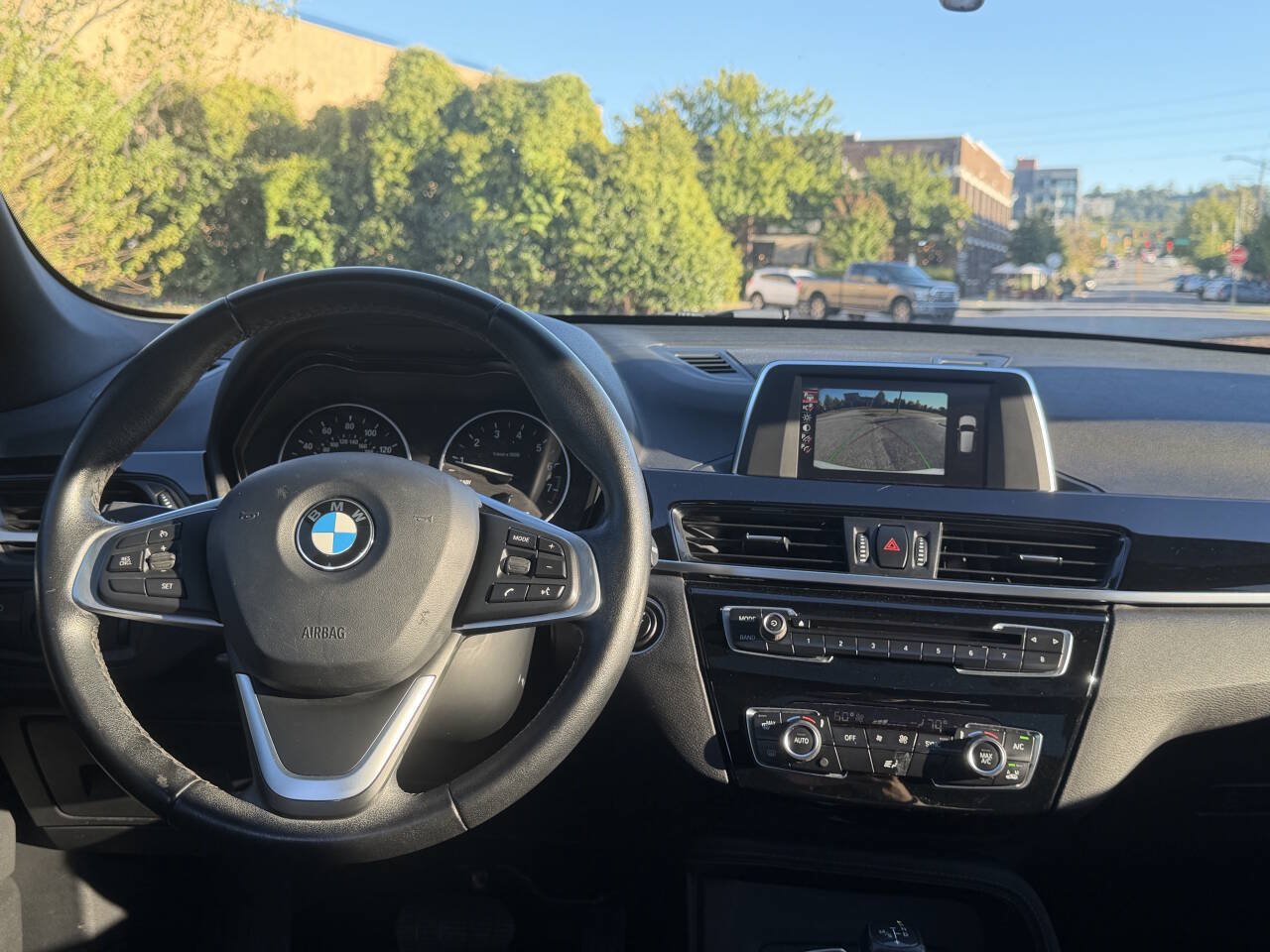 Used 2017 BMW X1 xDrive28i AWD/4WD image 23