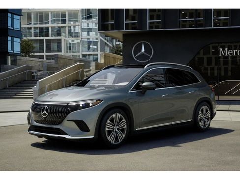 New 2026 Mercedes-Benz EQS 400 4MATIC SUV image 37