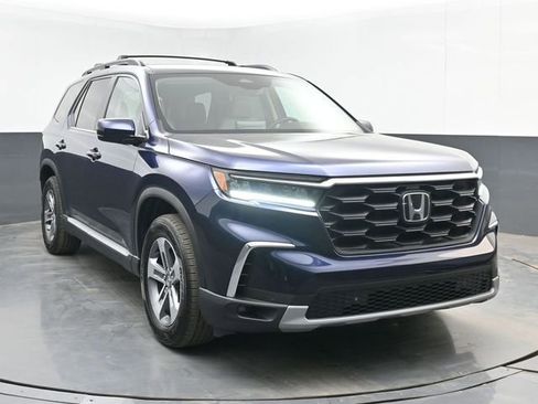 Used 2024 Honda Pilot EX-L image 2