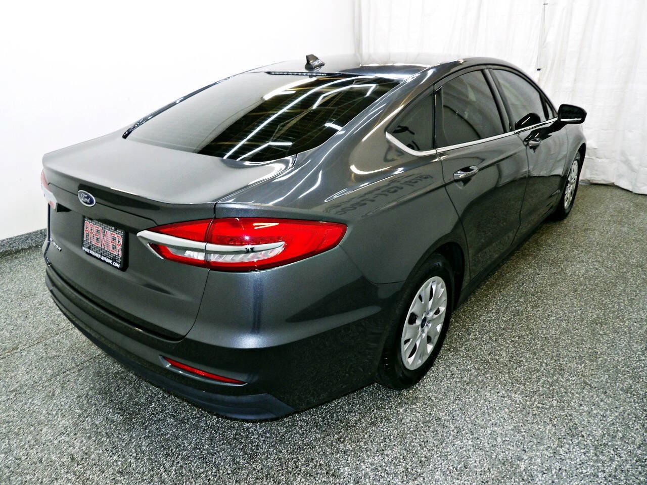 Used 2020 Ford Fusion S FWD image 6
