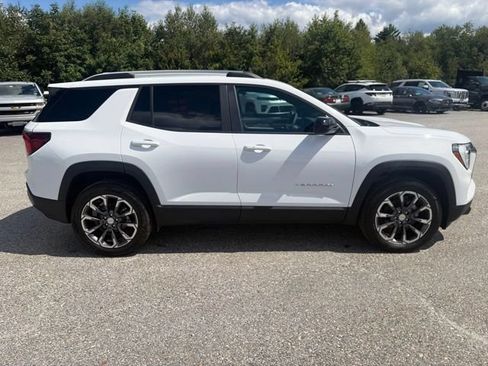 New 2027 GMC Terrain Elevation w/ Elevation Premium Package AWD/4WD image 8