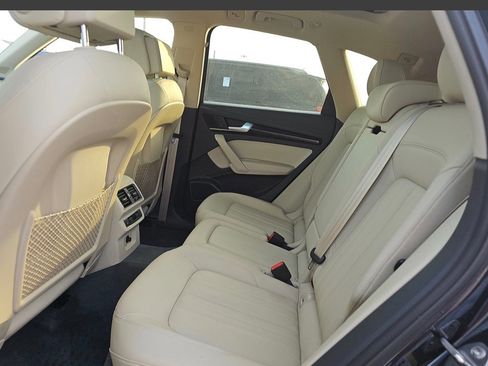 Used 2018 Audi Q5 2.0T Premium Plus w/ Premium Plus Package image 19