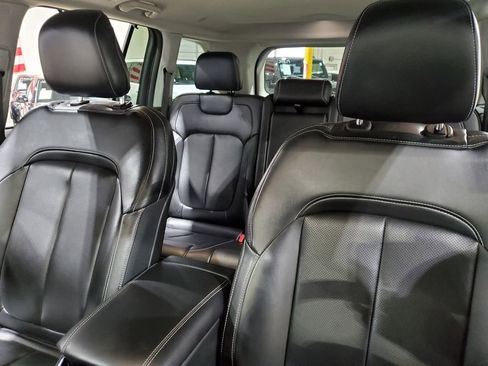 Used 2023 Jeep Grand Cherokee Limited w/ Luxury Tech Group II image 37