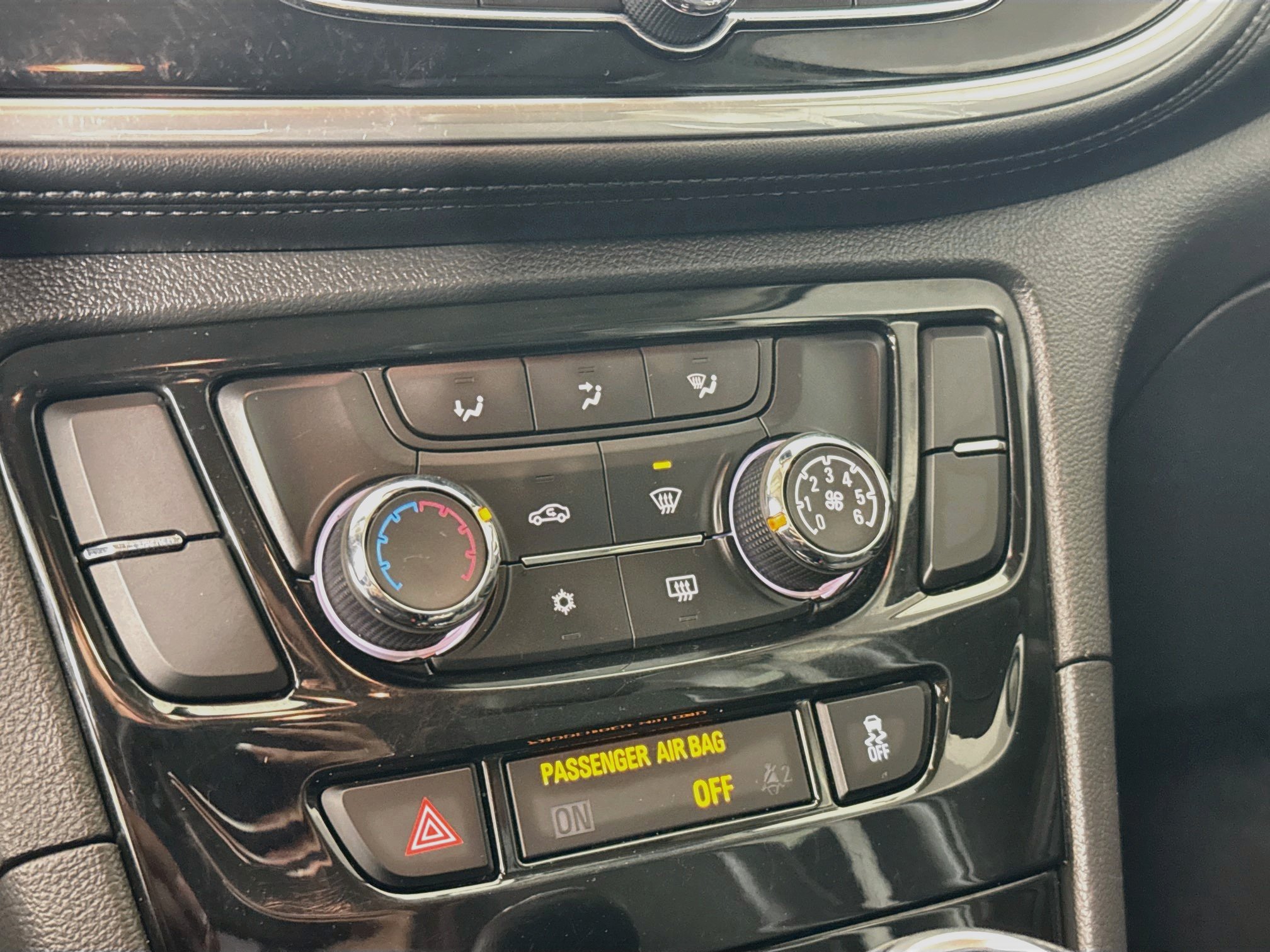 Used 2019 Buick Encore Preferred FWD image 18