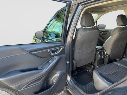 Used 2022 Subaru Forester Premium AWD/4WD image 14