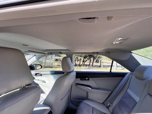 Used 2013 Toyota Camry LE image 20