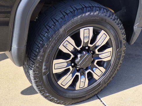 Used 2024 GMC Sierra 2500 Denali w/ Denali Reserve Package image 7