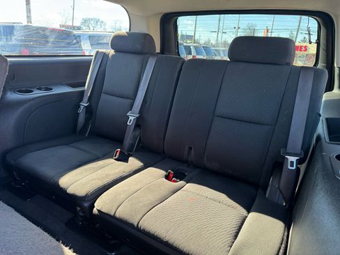 Used 2013 Chevrolet Suburban LS w/ Convenience Package 1 image 13