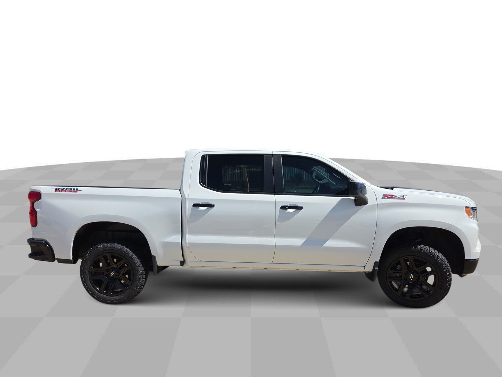 Used 2024 Chevrolet Silverado 1500 LT Trail Boss w/ Convenience Package II AWD/4WD image 9