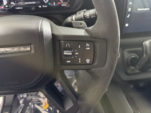Used 2024 Land Rover Defender 110 Carpathian Edition image 17