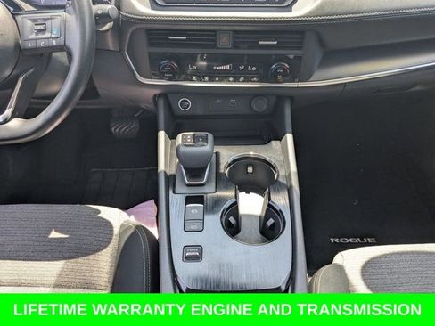 Used 2023 Nissan Rogue SV FWD image 20