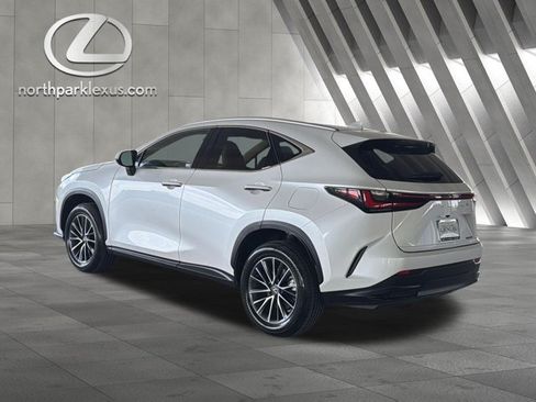 Certified 2025 Lexus NX 250 FWD w/ Accessory Package (Z1) image 2
