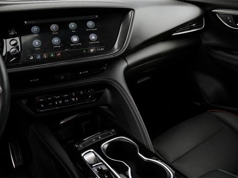 Used 2022 Buick Envision Essence w/ Technology Package I image 16