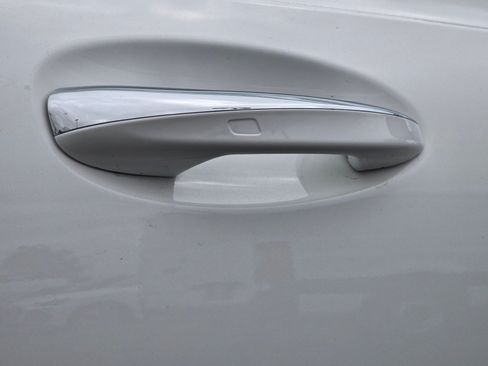 New 2026 Mercedes-Benz GLB 250 4MATIC image 29