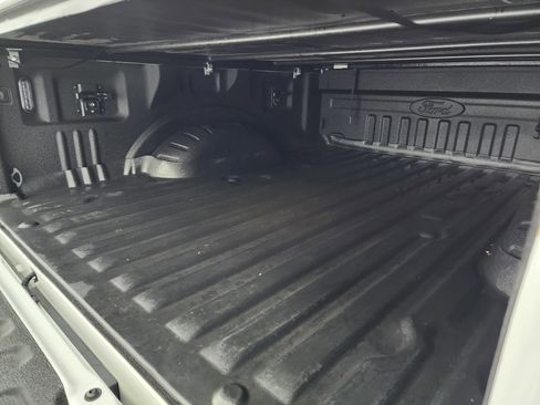 Used 2021 Ford F350 Lariat image 5