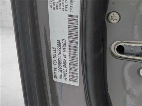 New 2026 RAM 2500 Limited image 17