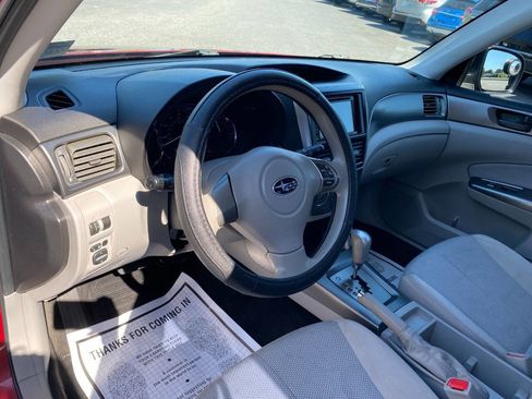 Used 2012 Subaru Forester 2.5X w/ Popular Pkg 3 AWD/4WD image 10