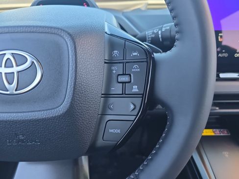 Certified 2026 Toyota bZ FWD image 22