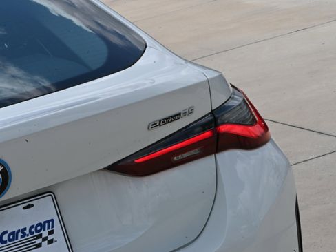 Certified 2023 BMW i4 eDrive35 RWD image 39