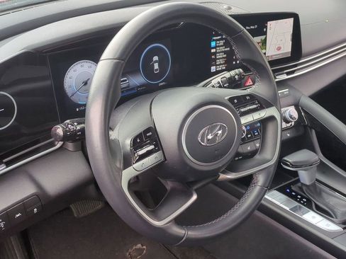 Certified 2023 Hyundai Elantra SEL w/ Convenience Package FWD image 13