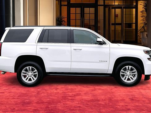 Used 2018 Chevrolet Tahoe LS image 13