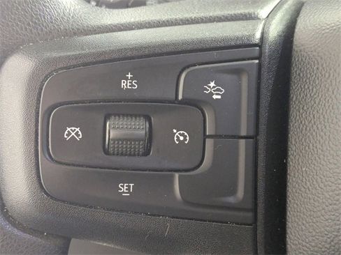 Certified 2023 Chevrolet Silverado 1500 Custom image 16