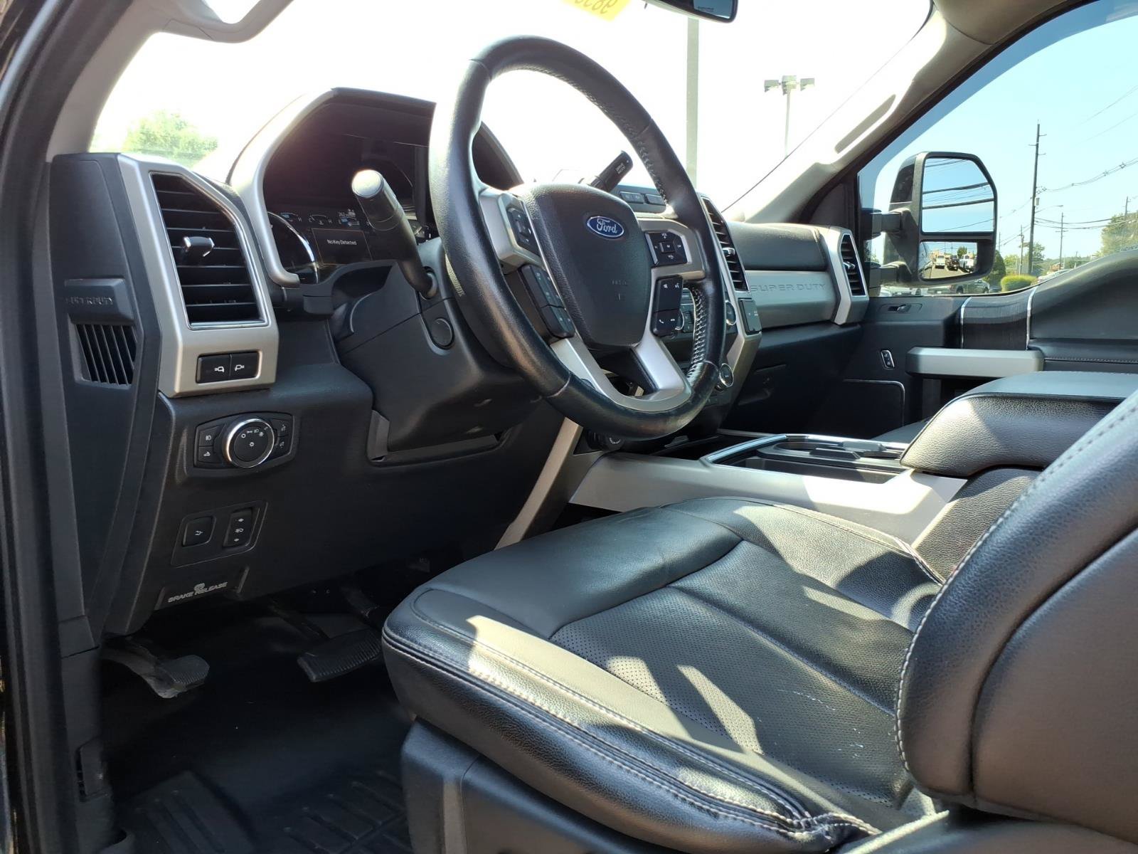 Certified 2021 Ford F350 Lariat AWD/4WD image 13