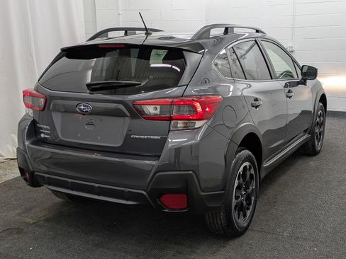 Used 2023 Subaru Crosstrek 2.0i image 2