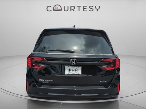 New 2026 Honda Odyssey Elite image 7