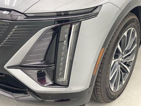 New 2026 Cadillac Lyriq Premium Sport w/ LPO, Floor Liner Package image 15