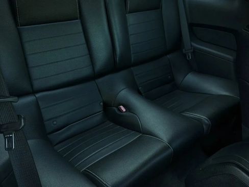 Used 2012 Ford Mustang Premium RWD image 29