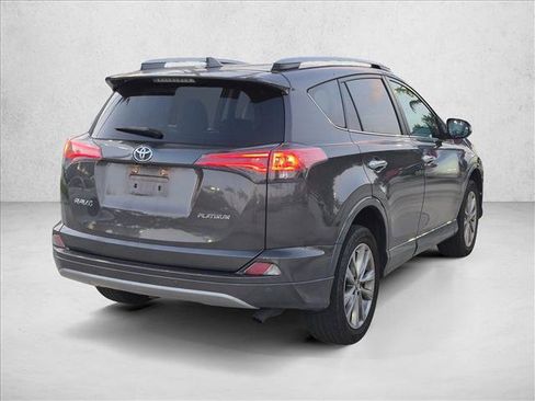 Used 2017 Toyota RAV4 Platinum FWD image 5