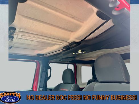 Used 2020 Jeep Wrangler Unlimited Rubicon image 25