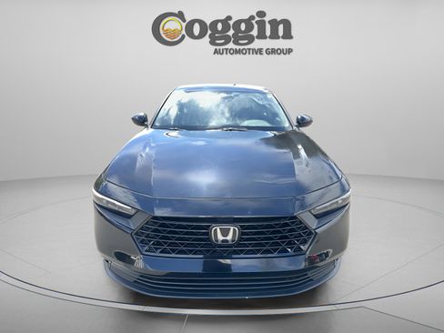 Certified 2023 Honda Accord EX image 10