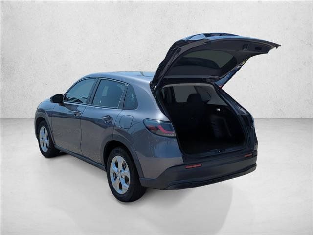 Used 2023 Honda HR-V LX image 10