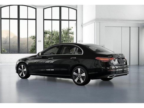 Used 2025 Mercedes-Benz C 300 4MATIC Sedan image 40