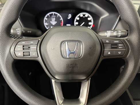 Used 2025 Honda CR-V LX image 10