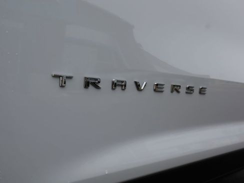 New 2026 Chevrolet Traverse LT w/ Sun and Wheel Package image 7