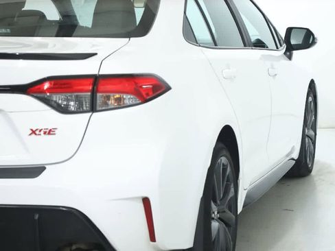 Certified 2023 Toyota Corolla XSE image 44