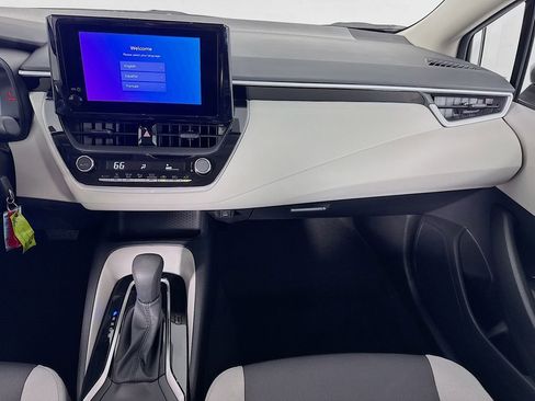 Used 2026 Toyota Corolla LE FWD image 28